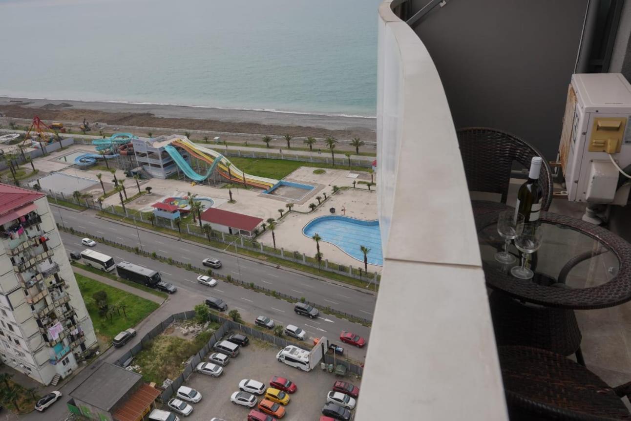 Apartment Orbi Dado Batumi Exteriör bild