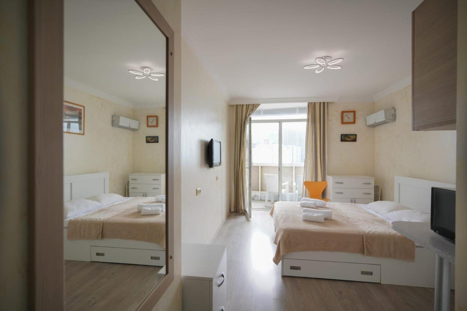 Apartment Orbi Dado Batumi Exteriör bild