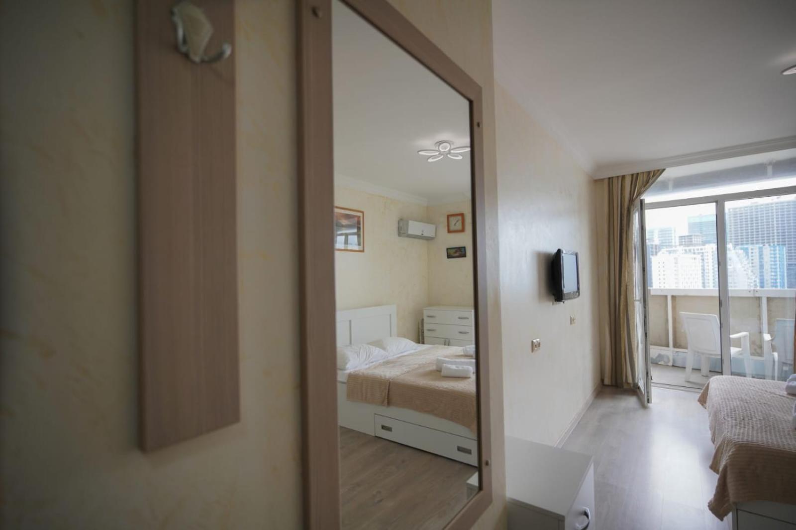 Apartment Orbi Dado Batumi Exteriör bild