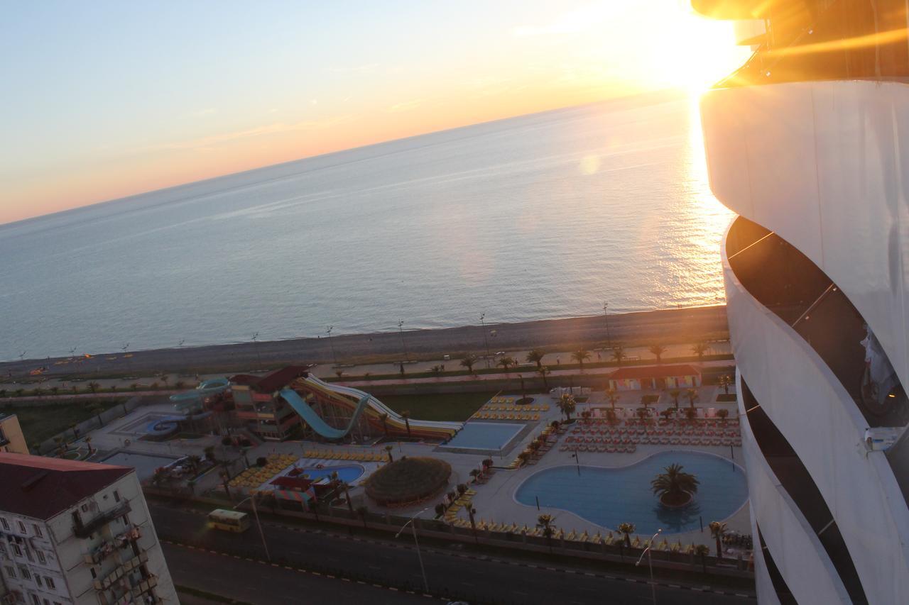 Apartment Orbi Dado Batumi Exteriör bild