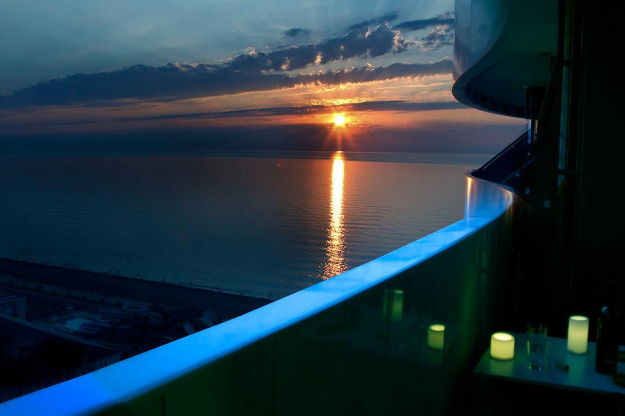 Apartment Orbi Dado Batumi Exteriör bild